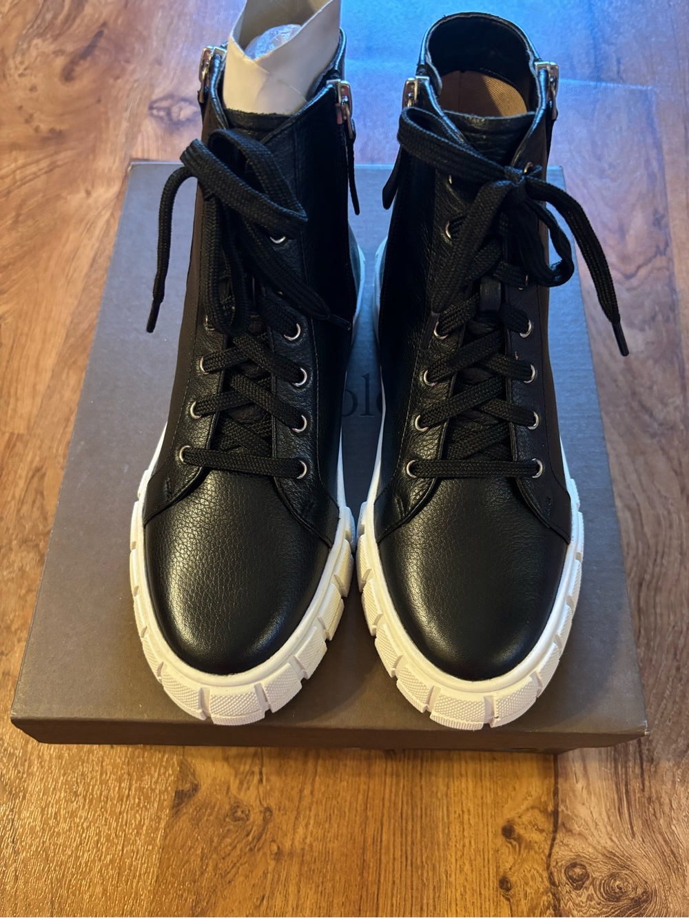 Black High-Top Casual Leather Sneakers - Women